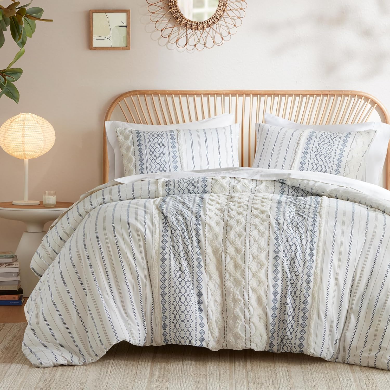 INK+IVY Comforter for King Size Bed, Chenille Tufted, Breathable Cotton Comforter Set King, All Season Modern Boho Comforter with Farmhouse Bedding Flare, 2 Matching Shams, King Ivory 3 Piece