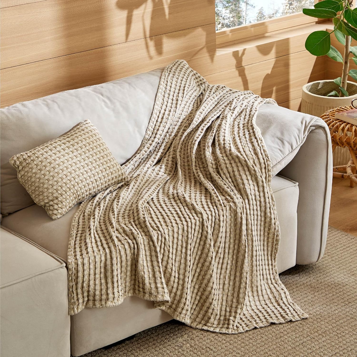 Bedsure 5 Pieces Cotton Comforter Set with Cotton Waffle Throw Blanket - White Queen Comforter, Pillow Shams, Taupe Cooling Blanket of Rayon Derived from Bamboo for Hot Sleepers, Throw Pillow